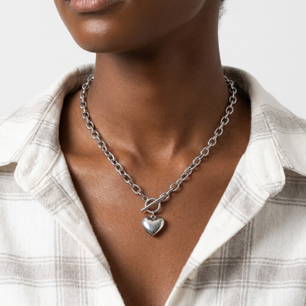 Élodie Silver Heart Necklace